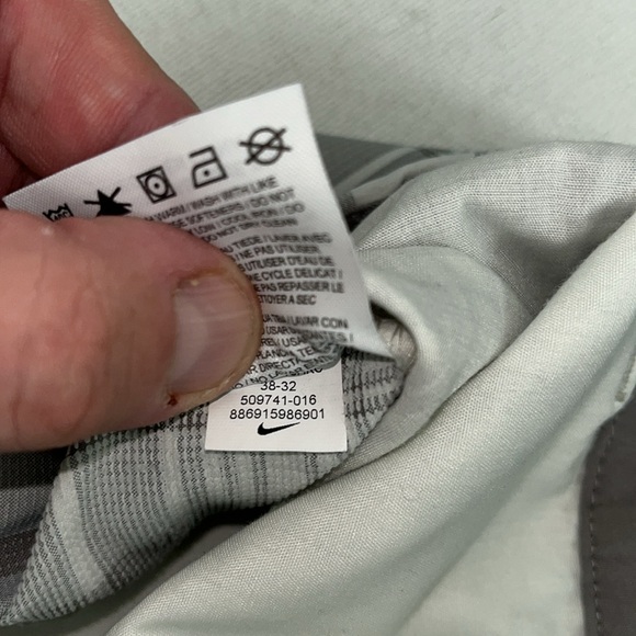 Nike Golf Pants Size 38” Waist and 32” Inseam. Like new condition. - Picture 12 of 13